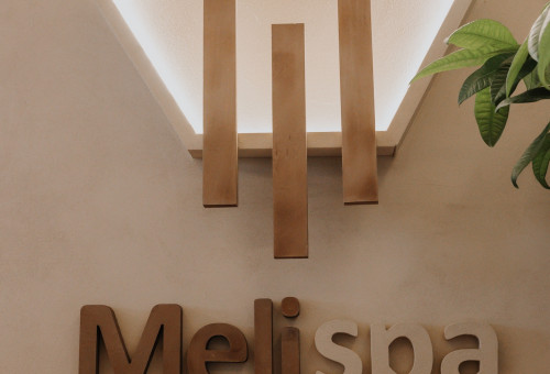Media 9